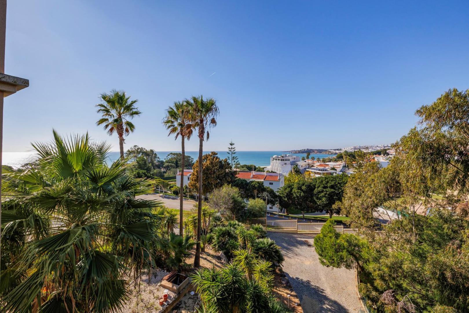 Algarve Beach Apartments Албуфейра Экстерьер фото