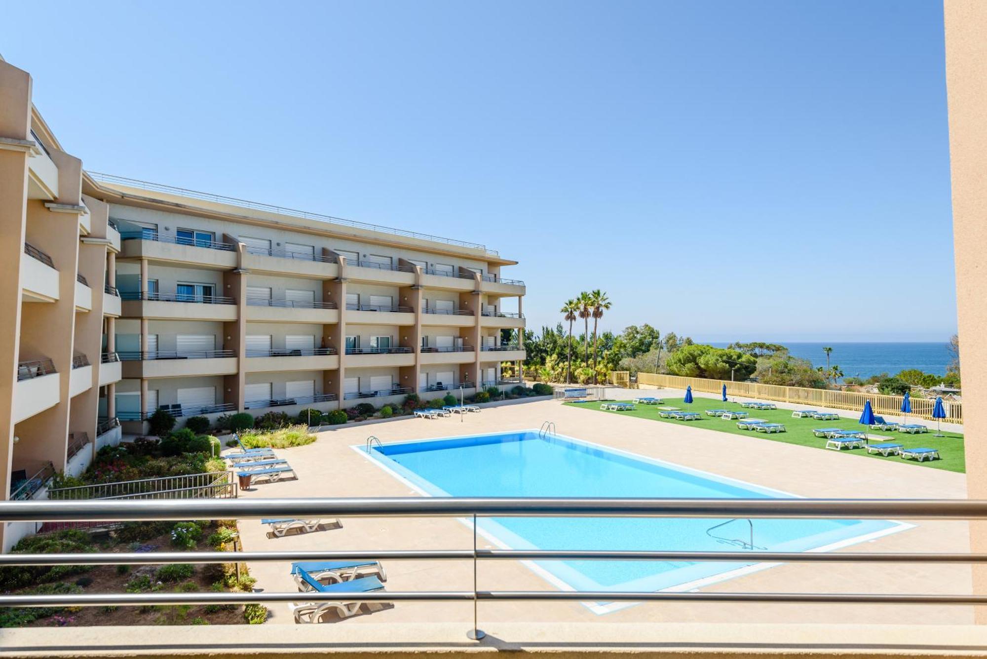 Algarve Beach Apartments Албуфейра Экстерьер фото